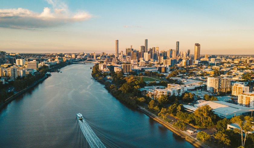 Brisbane river aerial spi