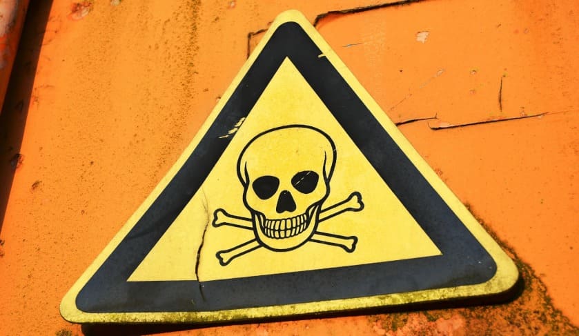 danger sign skull