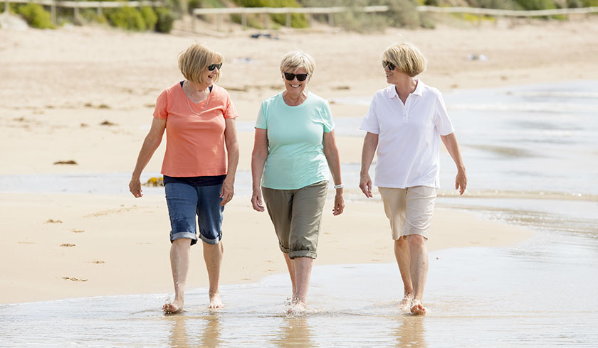 old people beach spi