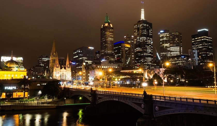 melbourne city at night